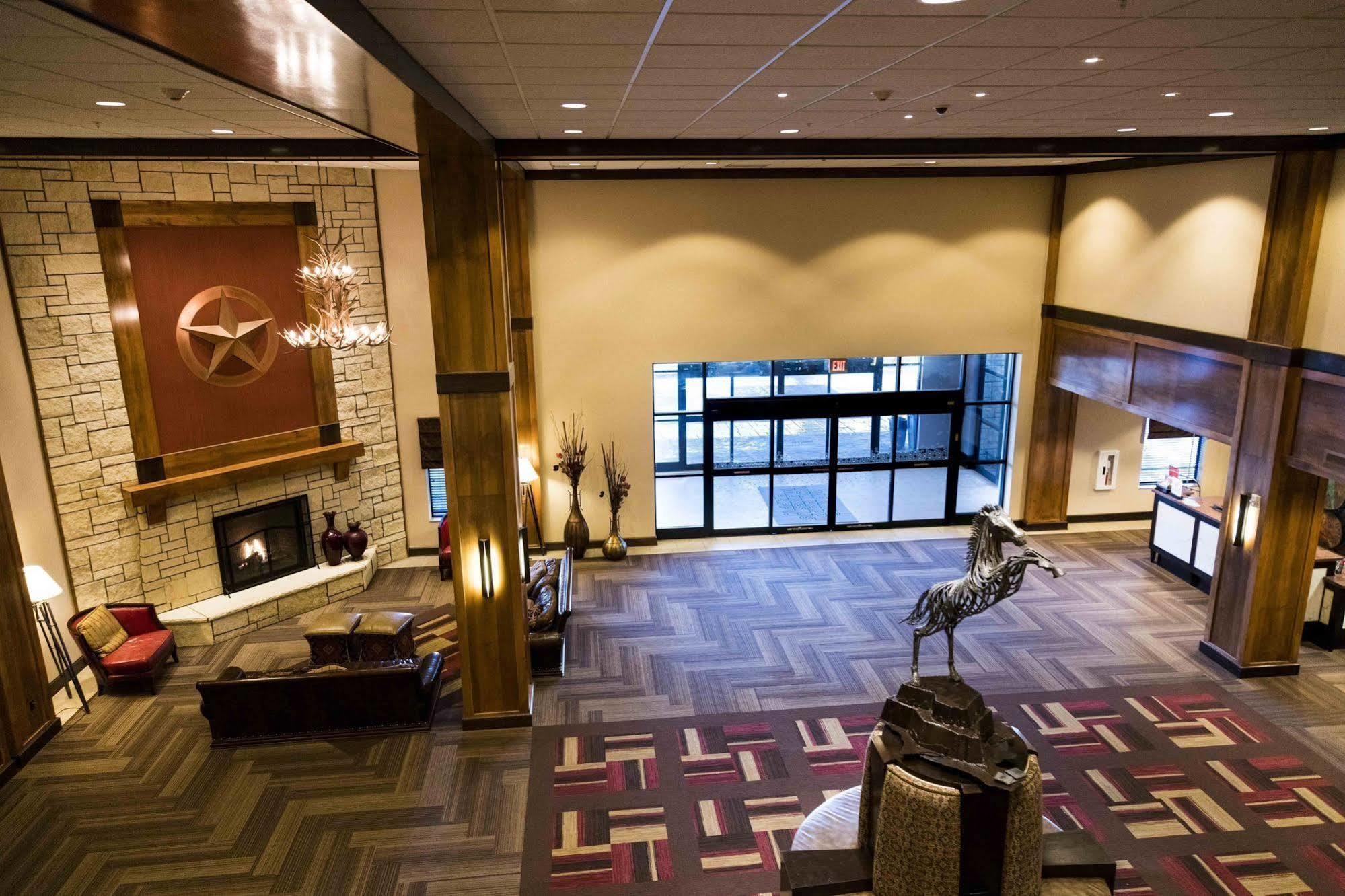 Hampton Inn & Suites I-35/Mulvane Экстерьер фото